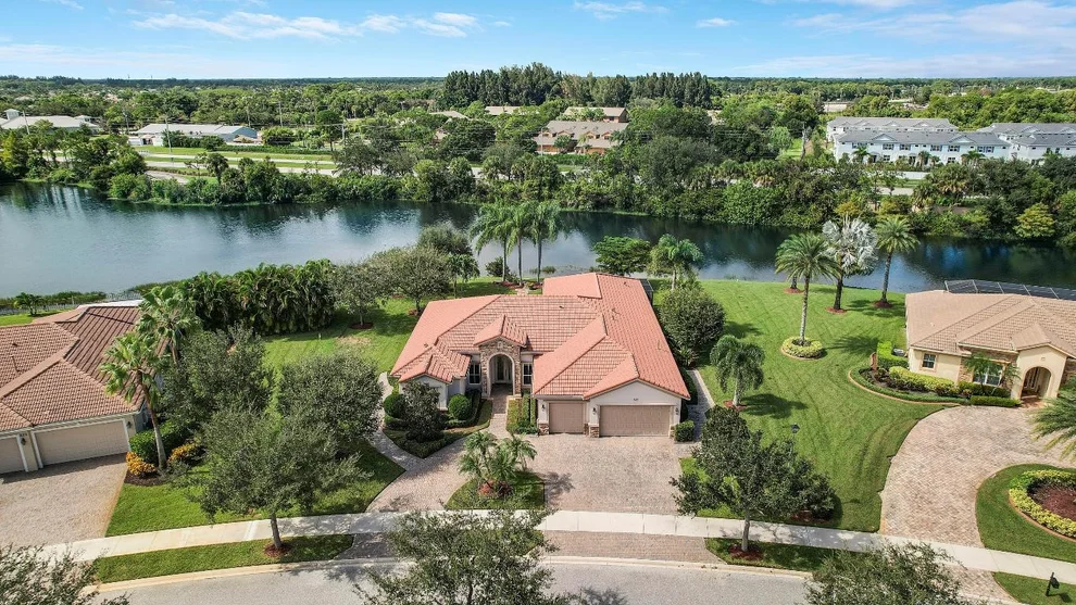 Unit for sale at 243 SE Ethan Terrace, Stuart, FL 34997