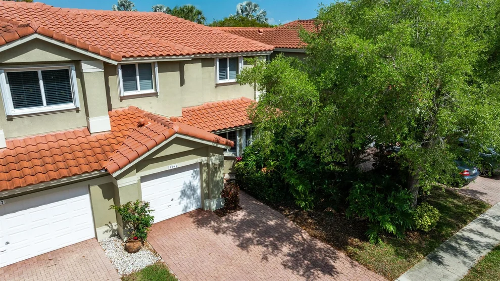 Unit for sale at 5661 NW 125th Avenue, Coral Springs, FL 33076