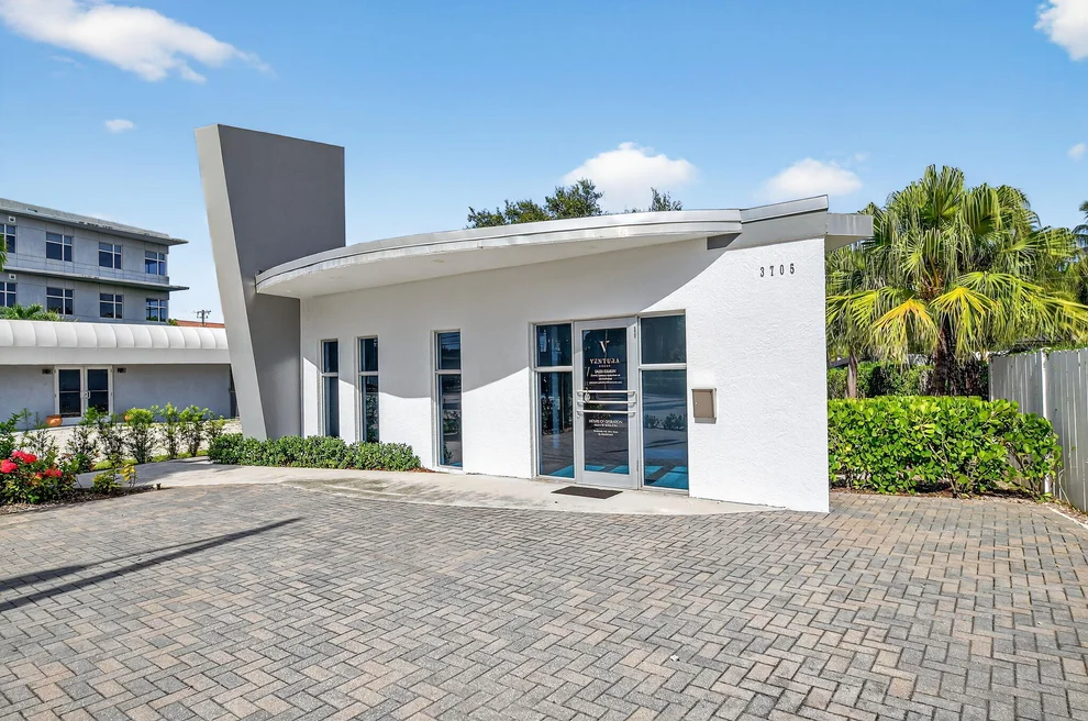 Unit for sale at 3705 N Federal Highway, Delray Beach, FL 33483