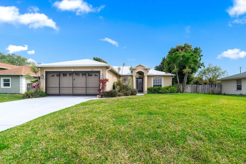 Unit for sale at 950 SW Connecticut Terrace, Port St Lucie, FL 34953