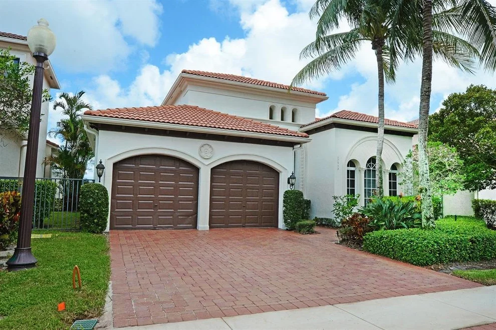 Unit for sale at 17953 Villa Club Way, Boca Raton, FL 33496
