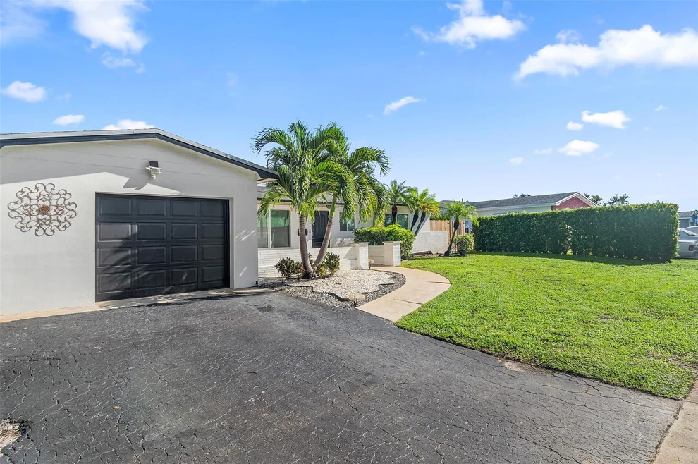 Unit for sale at 8541 NW 23rd Street, Pembroke Pines, FL 33024