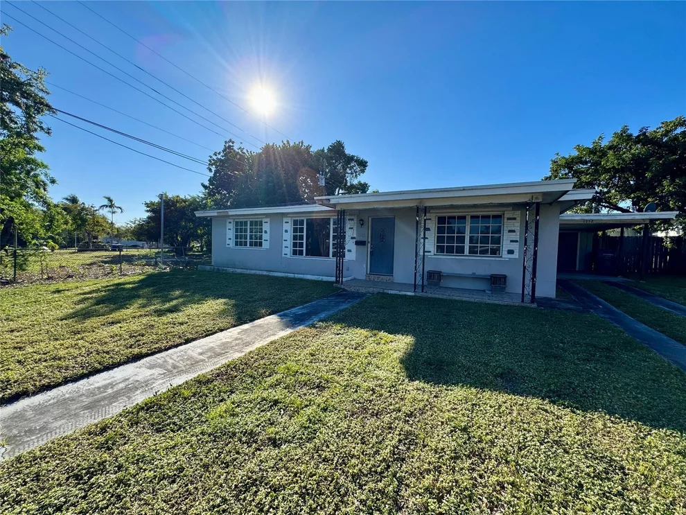 Unit for sale at 1212 S 26th Avenue, Hollywood, FL 33020