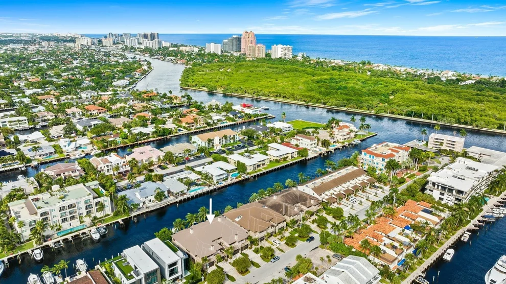 Unit for sale at 2727 NE 14th Street, Fort Lauderdale, FL 33304