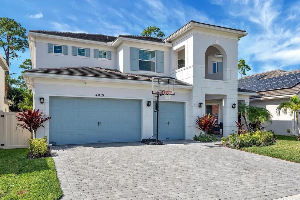 Unit for sale at 4019 Cascade Falls Circle, Lake Worth, FL 33467