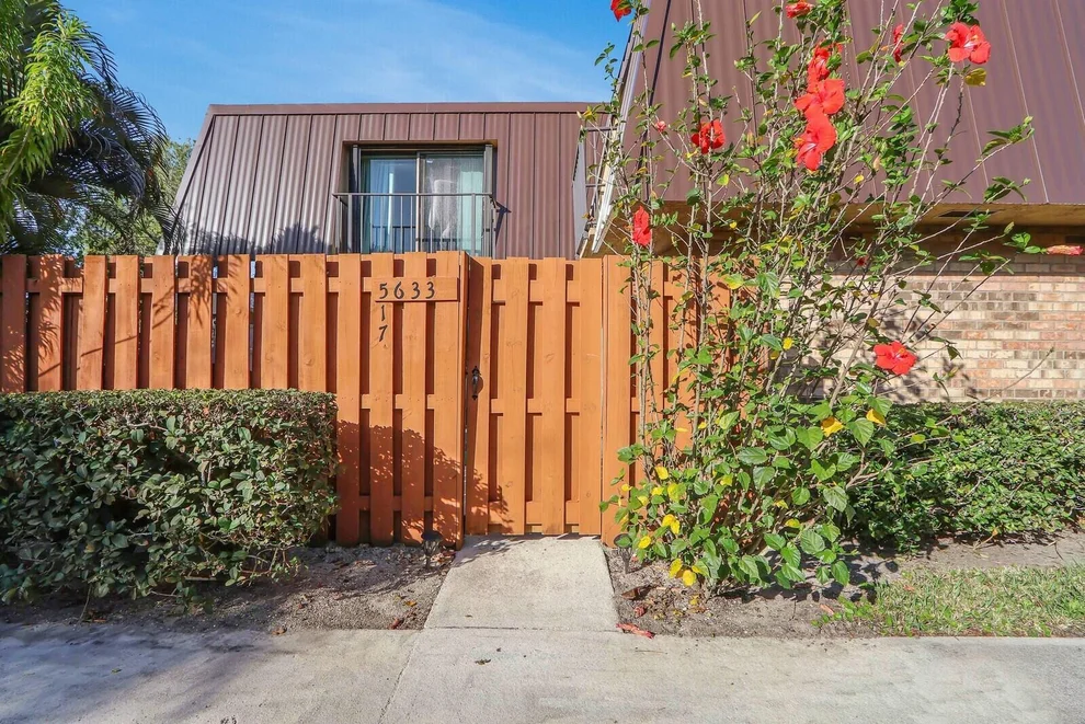Unit for sale at 5633 SE WINDSONG Lane, Stuart, FL 34997