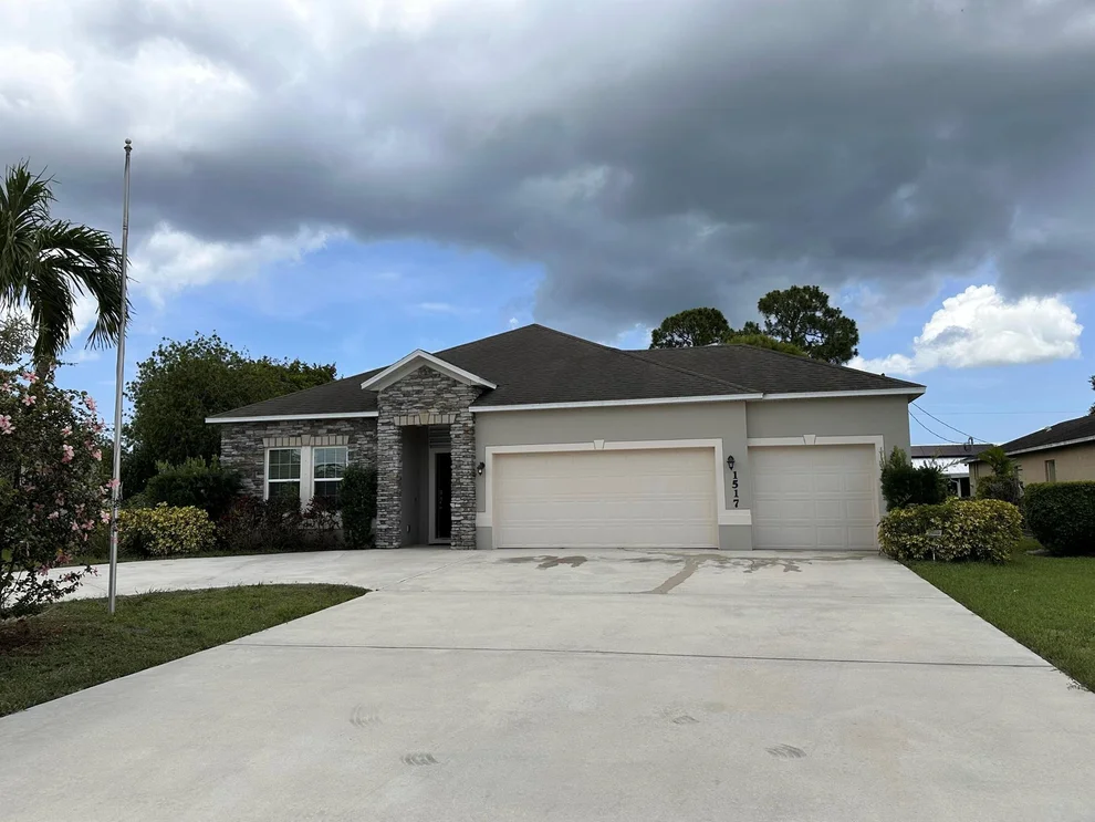Unit for sale at 1517 SW Bayshore Boulevard, Port St Lucie, FL 34983