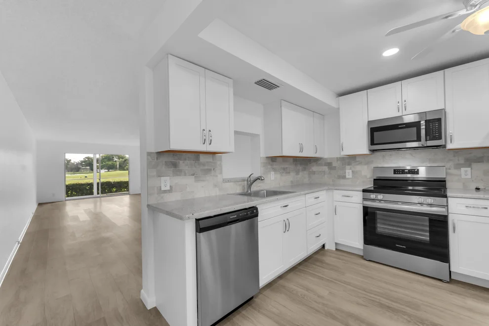 Unit for sale at 3003 PORTOFINO Isle, Coconut Creek, FL 33066