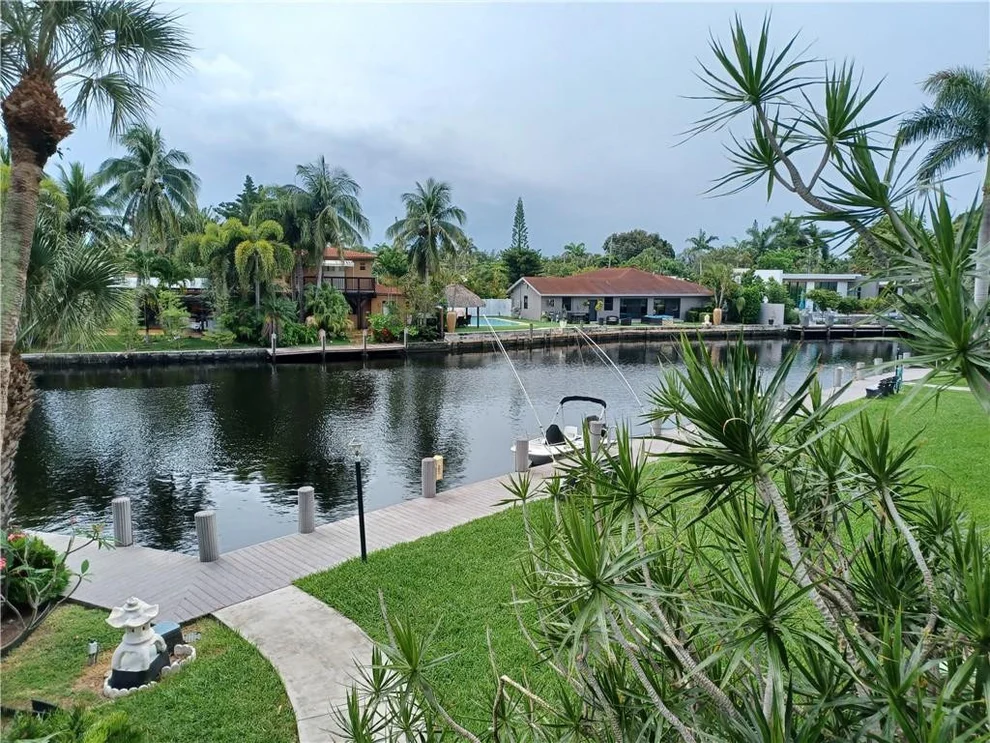 Unit for sale at 2970 NE 16th Avenue, Oakland Park, FL 33334