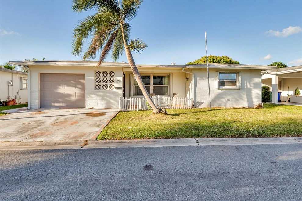 Unit for sale at 6925 NW 15th Street, Margate, FL 33063