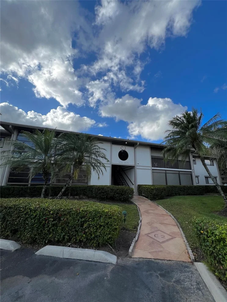 Unit for sale at 10561 E Clairmont Circle, Tamarac, FL 33321