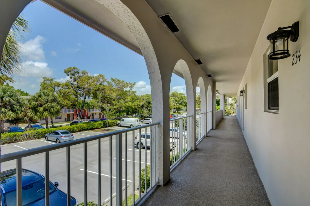 Unit for sale at 250 NE 20th Street, Boca Raton, FL 33431