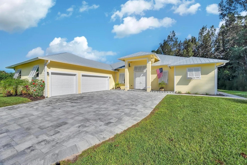 Unit for sale at 1530 Pineburke Lane, Fort Pierce, FL 34947