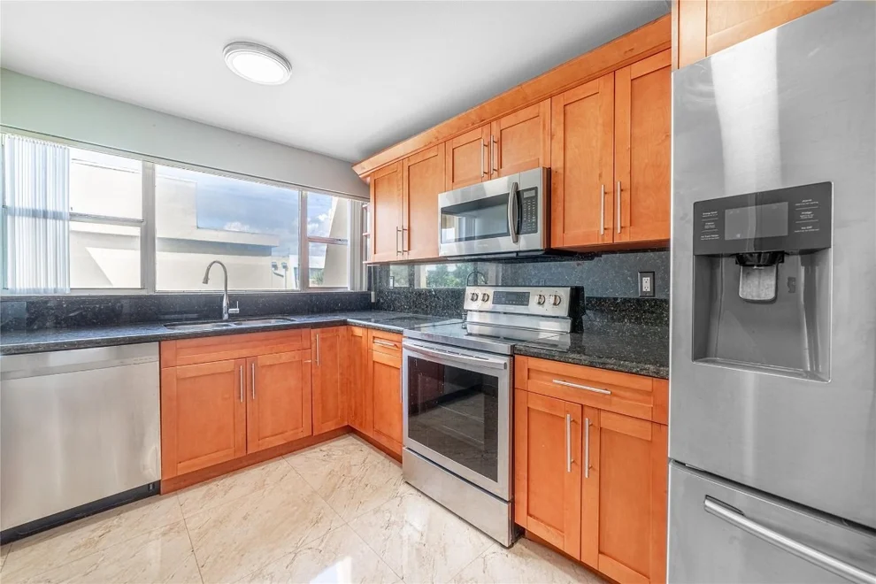 Unit for sale at 942 NE 199th Street, Miami, FL 33179