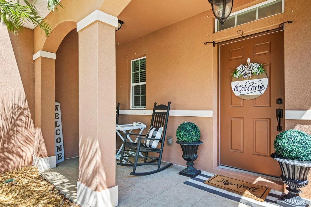 Unit for sale at 1547 Lexington Square SW, Vero Beach, FL 32962