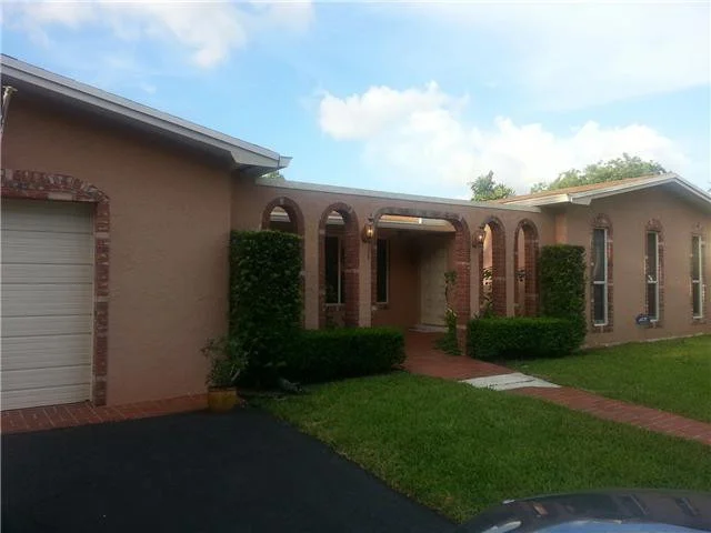 Unit for sale at 11431 NW 22nd Street, Pembroke Pines, FL 33026