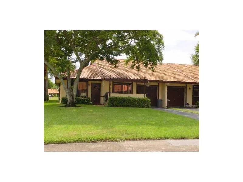 Unit for sale at 7074 Lantana Lane, Tamarac, FL 33321