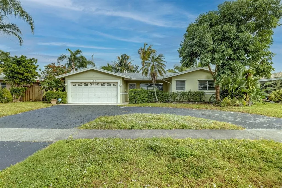 Unit for sale at 480 SE 1st Avenue, Pompano Beach, FL 33060