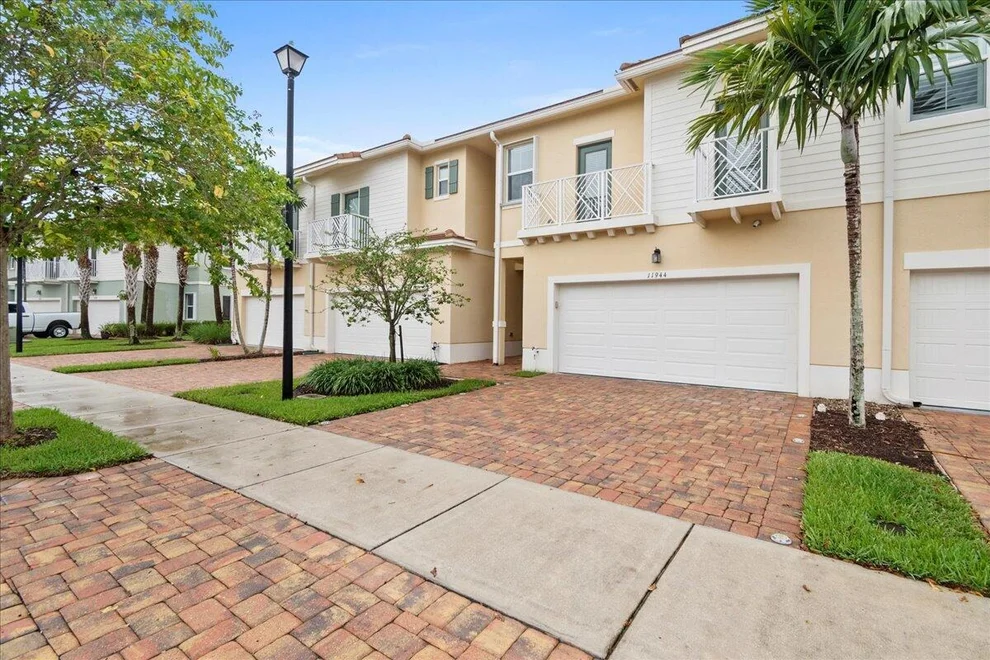 Unit for sale at 11944 Cypress Key Way, Royal Palm Beach, FL 33411
