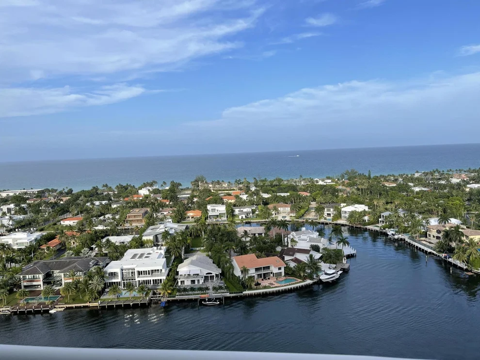 Unit for sale at 20201 E Country Club Drive, Aventura, FL 33180