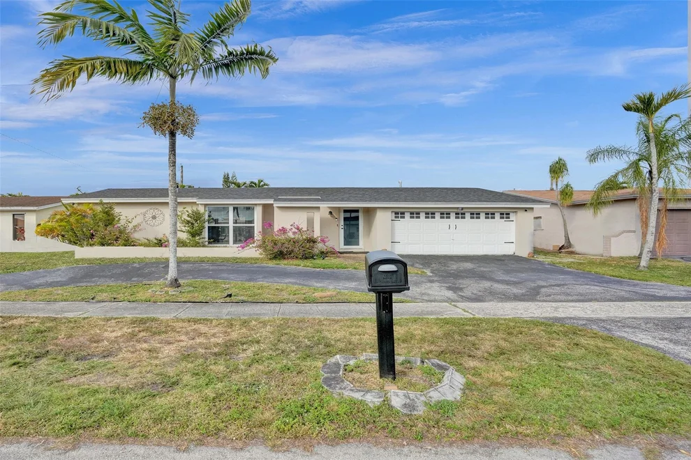 Unit for sale at 11721 NW 30th Place, Sunrise, FL 33323