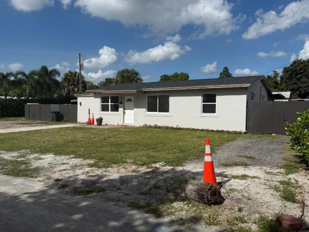 Unit for sale at 4375 Brentwood Court, West Palm Beach, FL 33406