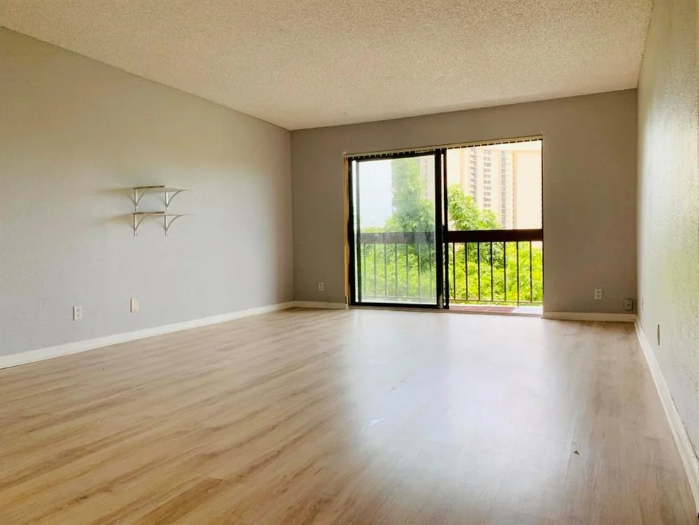 Unit for sale at 2050 N Congress Avenue, West Palm Beach, FL 33401