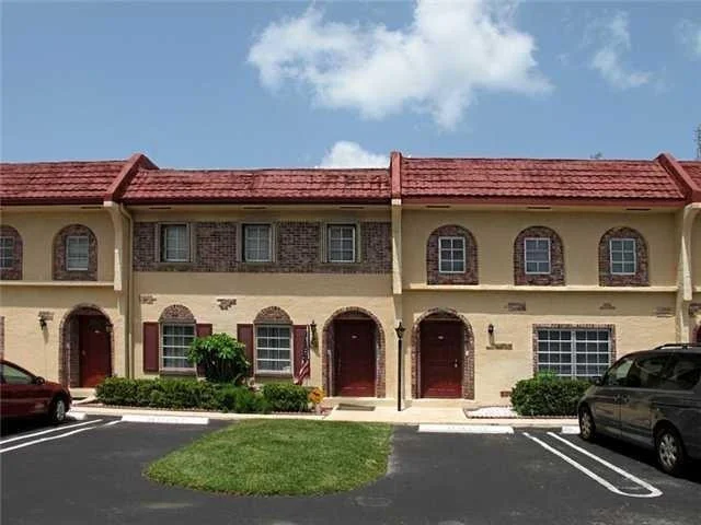 Unit for sale at 3064 Riverside Drive, Coral Springs, FL 33065