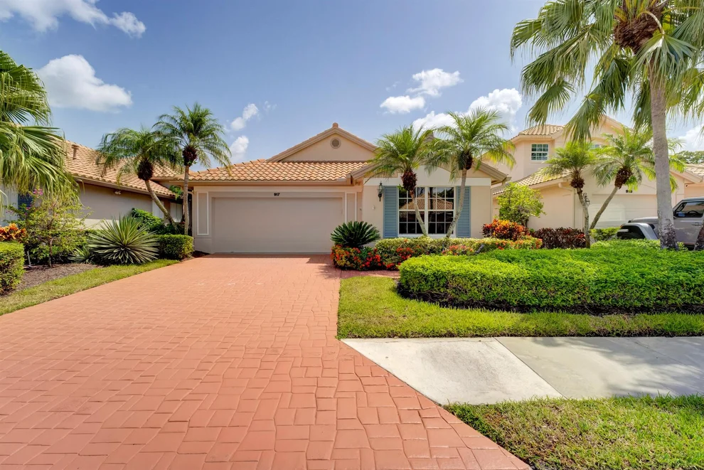 Unit for sale at 917 Augusta Pointe Drive, Palm Beach Gardens, FL 33418