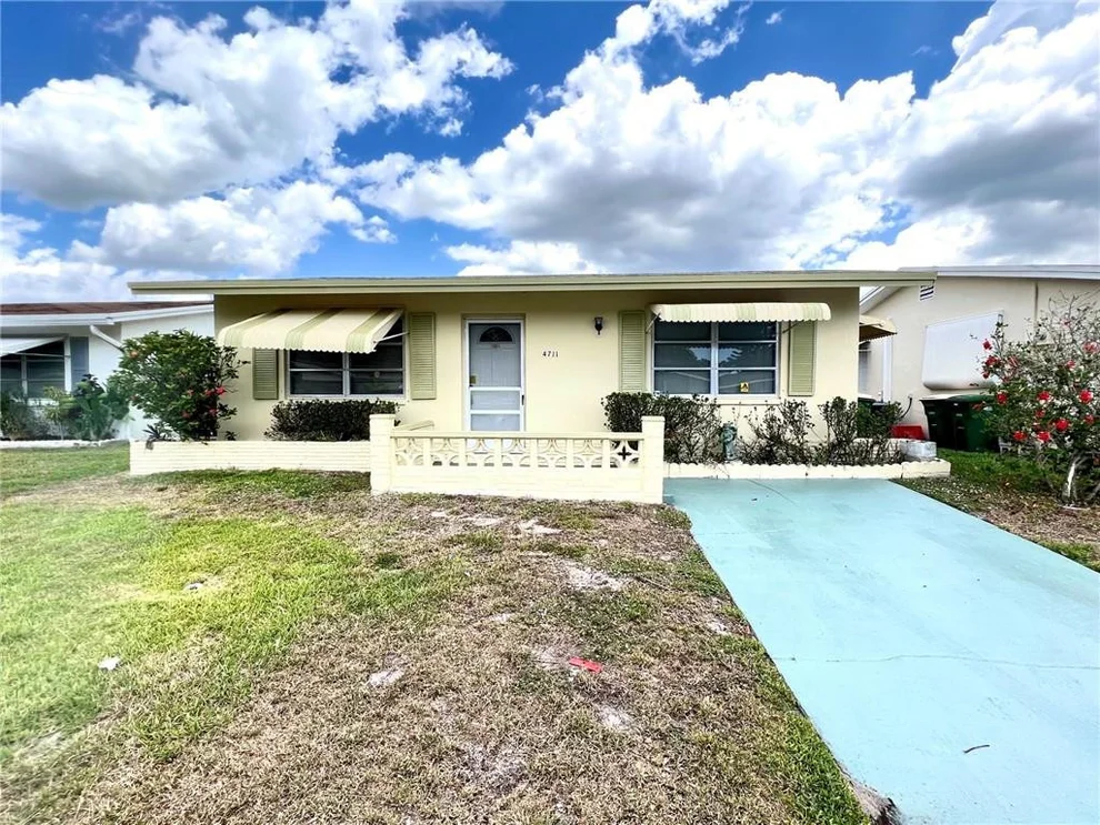 Unit for sale at 4711 NW 44th Street, Tamarac, FL 33319
