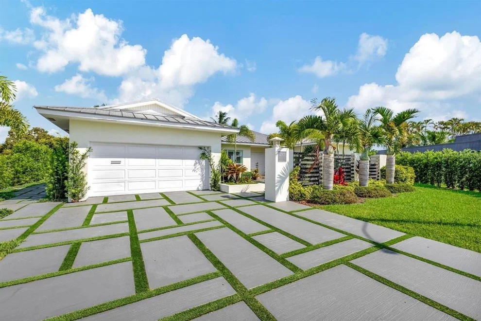 Unit for sale at 4907 Holly Drive, Tamarac, FL 33319