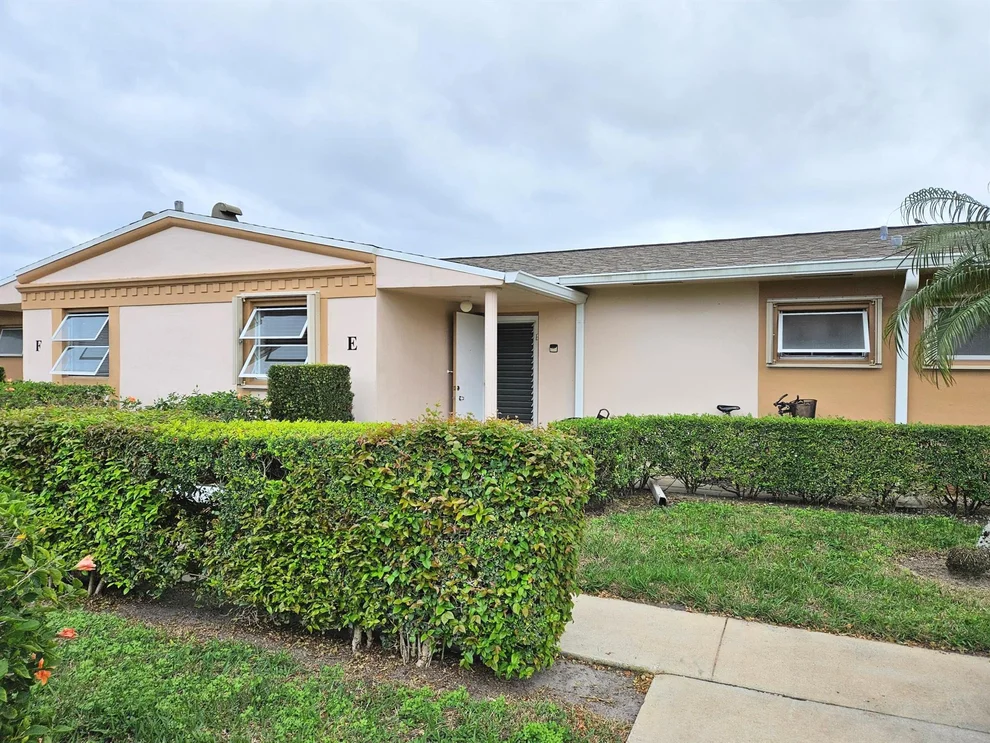 Unit for sale at 2546 Dudley Drive E, West Palm Beach, FL 33415