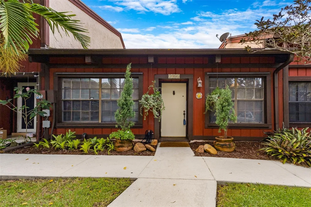 Unit for sale at 2904 N 35th Terrace, Hollywood, FL 33021