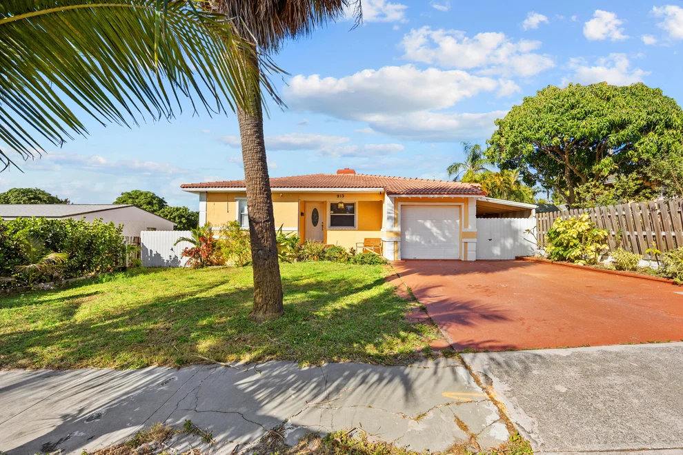 Unit for sale at 913 Bradley Court, West Palm Beach, FL 33405