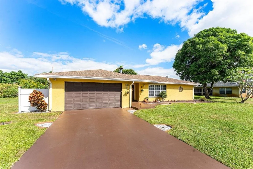 Unit for sale at 5455 Pine Tree Drive, Delray Beach, FL 33484