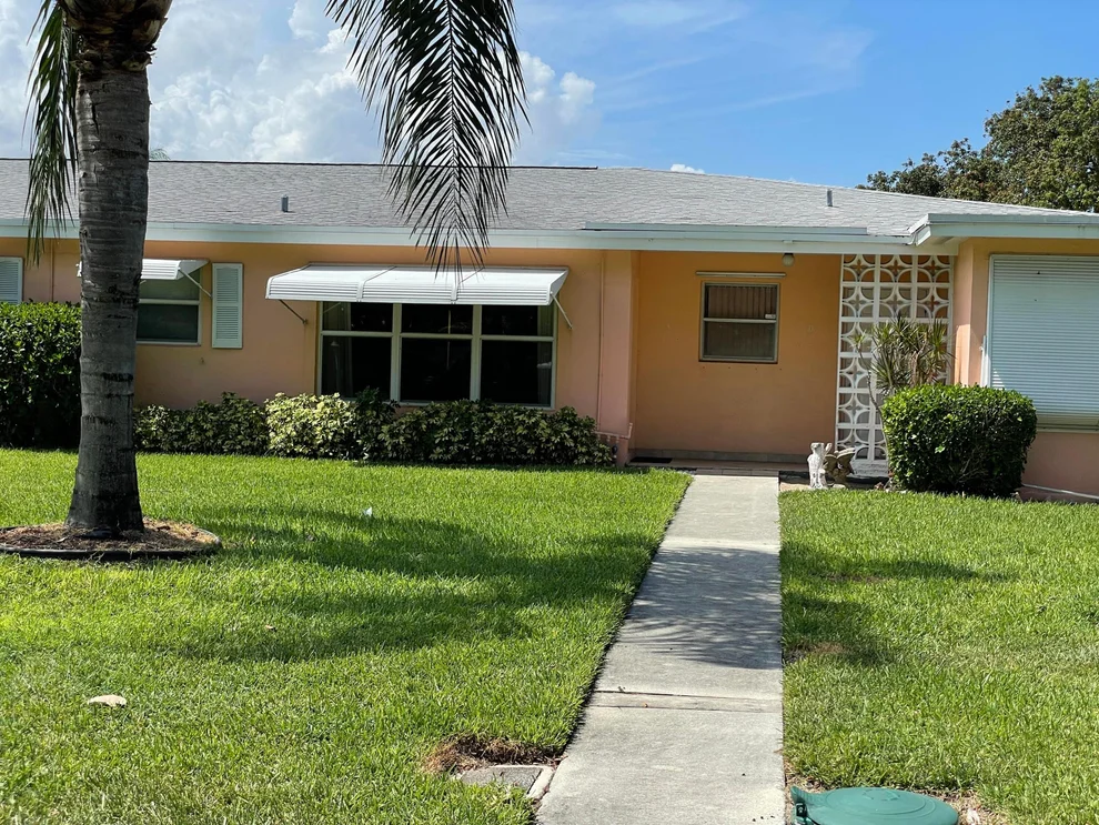 Unit for sale at 255 South Boulevard, Boynton Beach, FL 33435