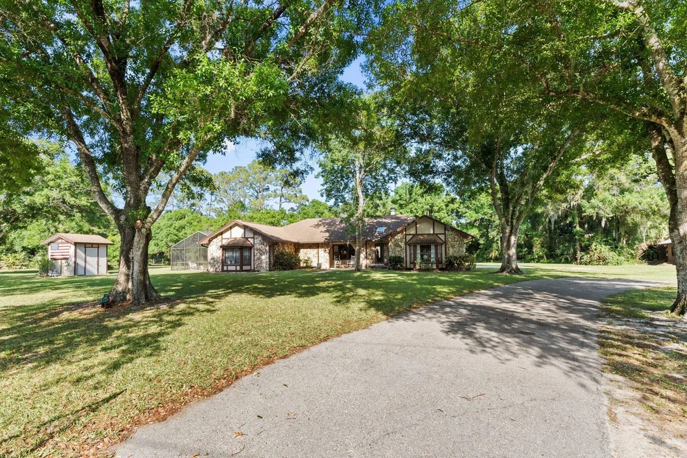 Unit for sale at 6045 Whipoorwill Lane, Fort Pierce, FL 34987