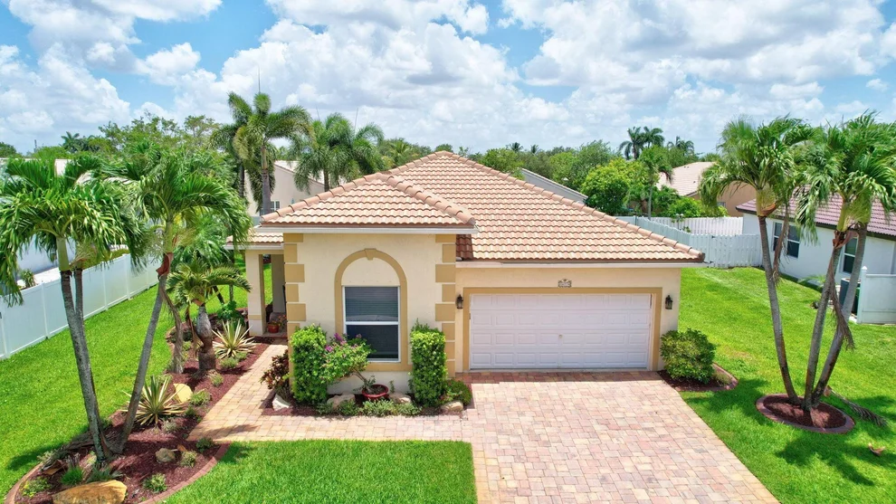 Unit for sale at 16174 SW 9th Street, Pembroke Pines, FL 33027