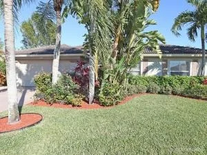Unit for sale at 5418 Oakmont Village Circle, Lake Worth, FL 33463