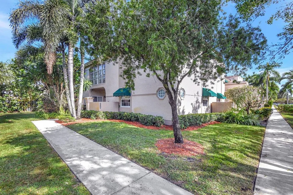 Unit for sale at 6569 Via Regina, Boca Raton, FL 33433