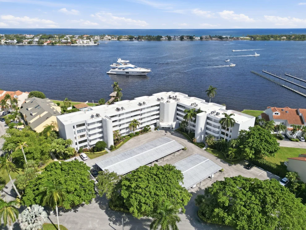 Unit for sale at 8200 Lakeshore Drive, Hypoluxo, FL 33462