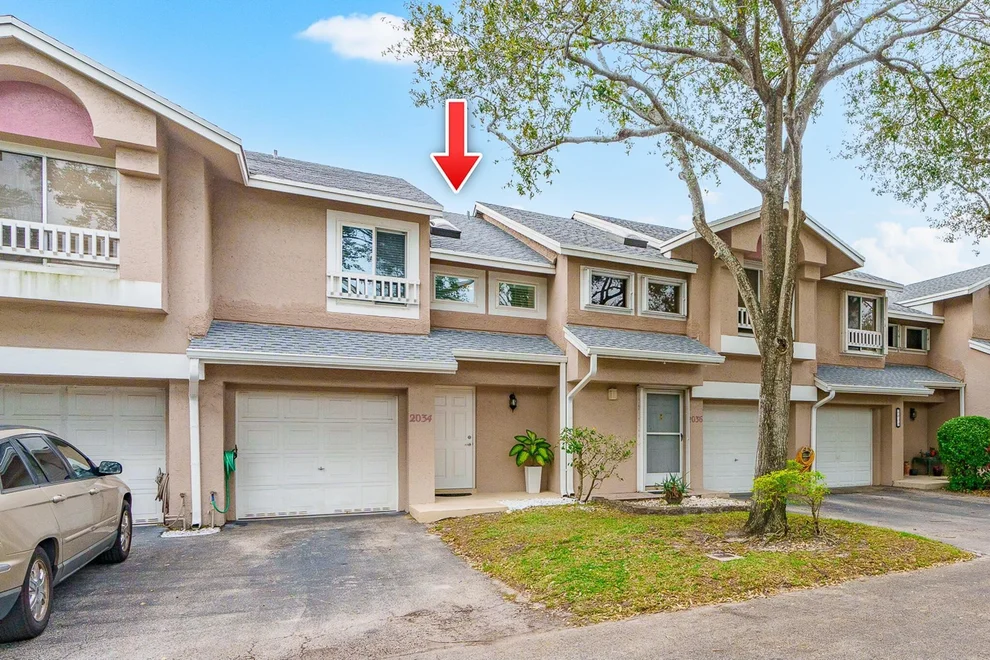 Unit for sale at 2034 Discovery Circle E, Deerfield Beach, FL 33442