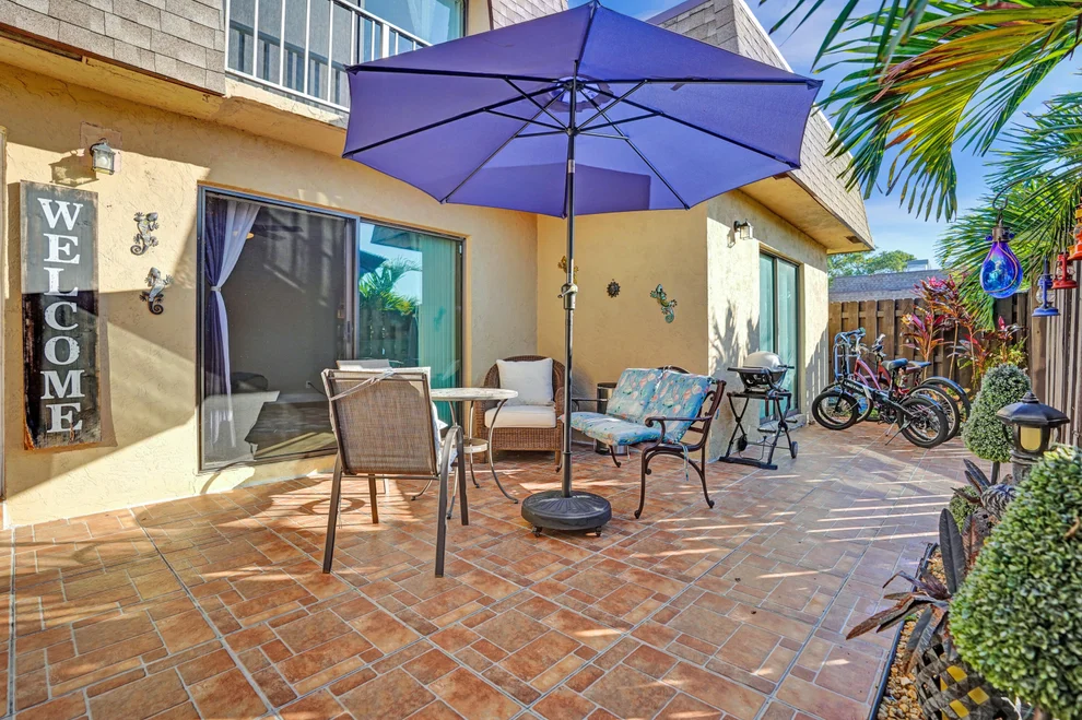 Unit for sale at 804 Waterview Drive, Palm Springs, FL 33461