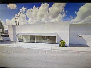 Unit for sale at 2301 S Andrews Avenue, Fort Lauderdale, FL 33316