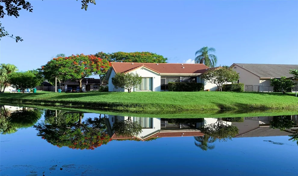 Unit for sale at 7178 NW 80th Way, Tamarac, FL 33321