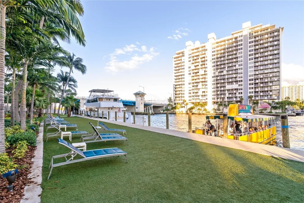 Unit for sale at 2670 Sunrise Boulevard, Fort Lauderdale, FL 33304