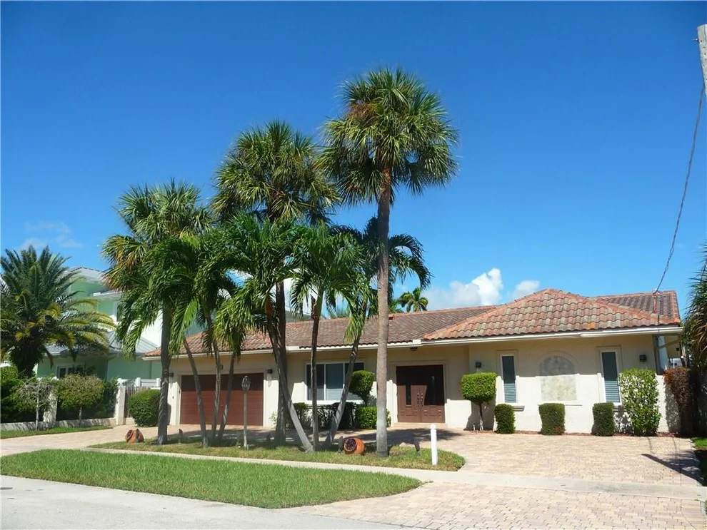 Unit for sale at 2341 NE 47th Street, Lighthouse Point, FL 33064