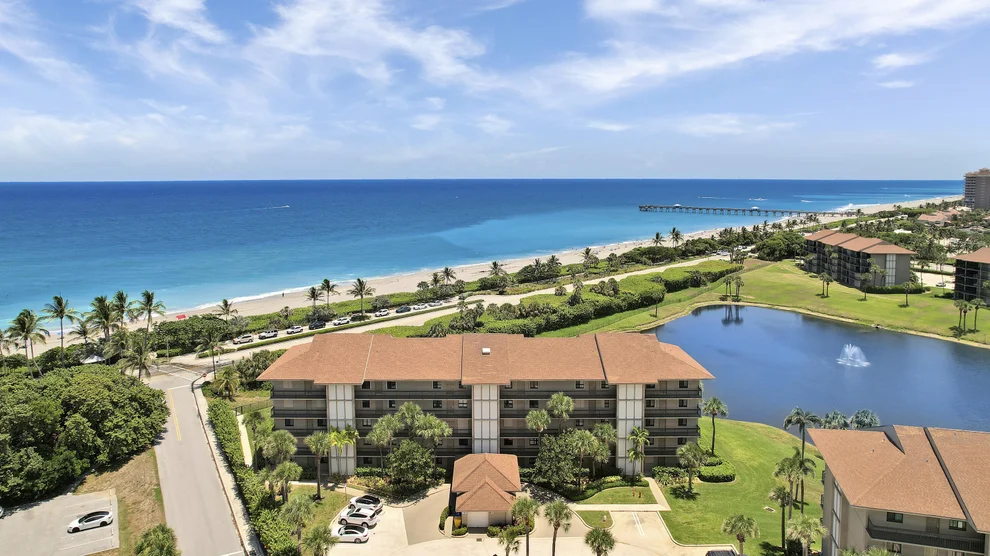 Unit for sale at 101 S Seas 204 Drive, Jupiter, FL 33477