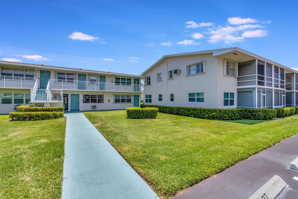 Unit for sale at 740 Horizons W, Boynton Beach, FL 33435
