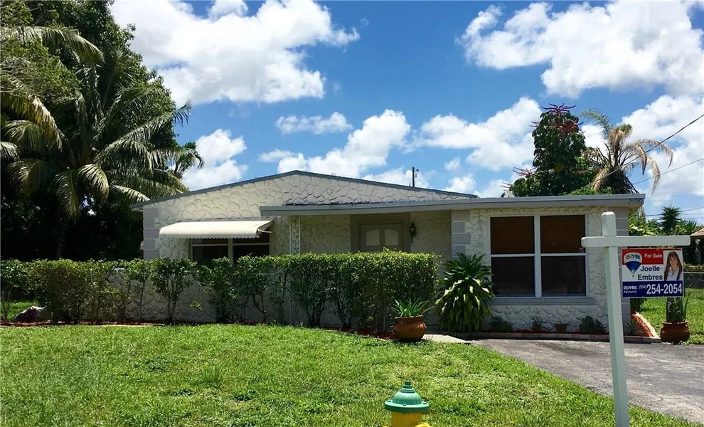 Unit for sale at 2690 NW 59th Avenue, Margate, FL 33063